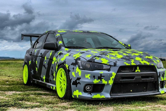 Selbstfahrzeug-Dekorations-bedruckbarer Vinylaufkleber-Papierrolle weißes Matt Car Wrap 18m